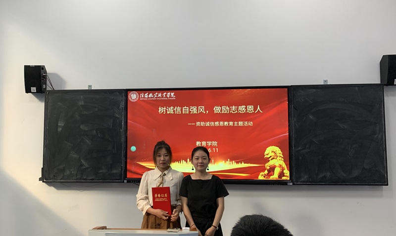 3c1617debd36a82eb7a92378d8a9498.jpg